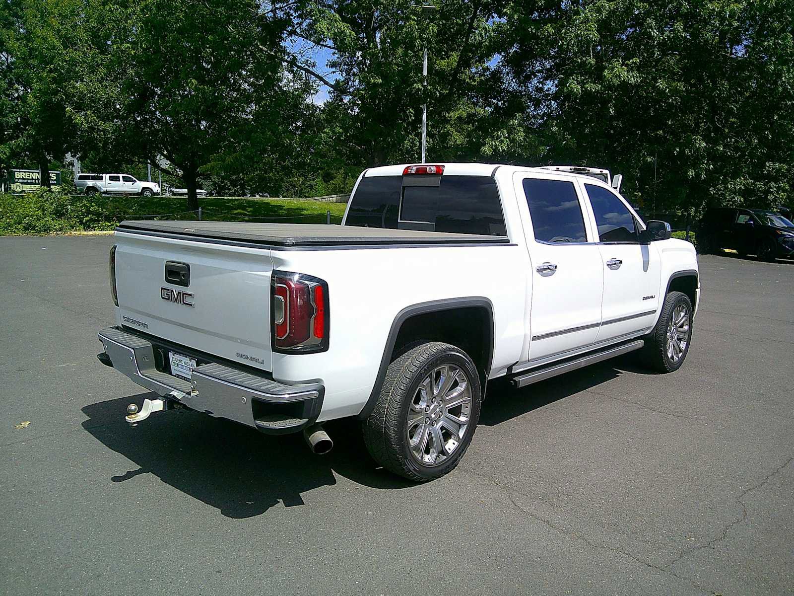 Used 2017 GMC Sierra 1500 Denali w/ Denali Ultimate Package AWD/4WD image 5