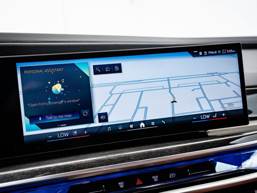 New 2026 BMW 740i xDrive w/ Executive Package image 28