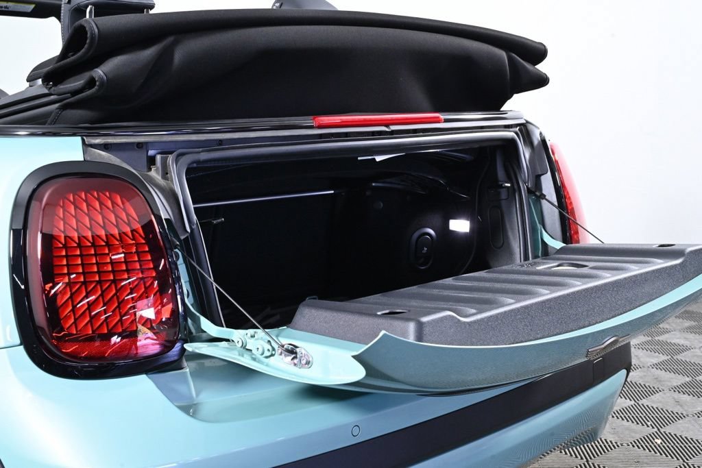 Used 2025 MINI Cooper S FWD image 36