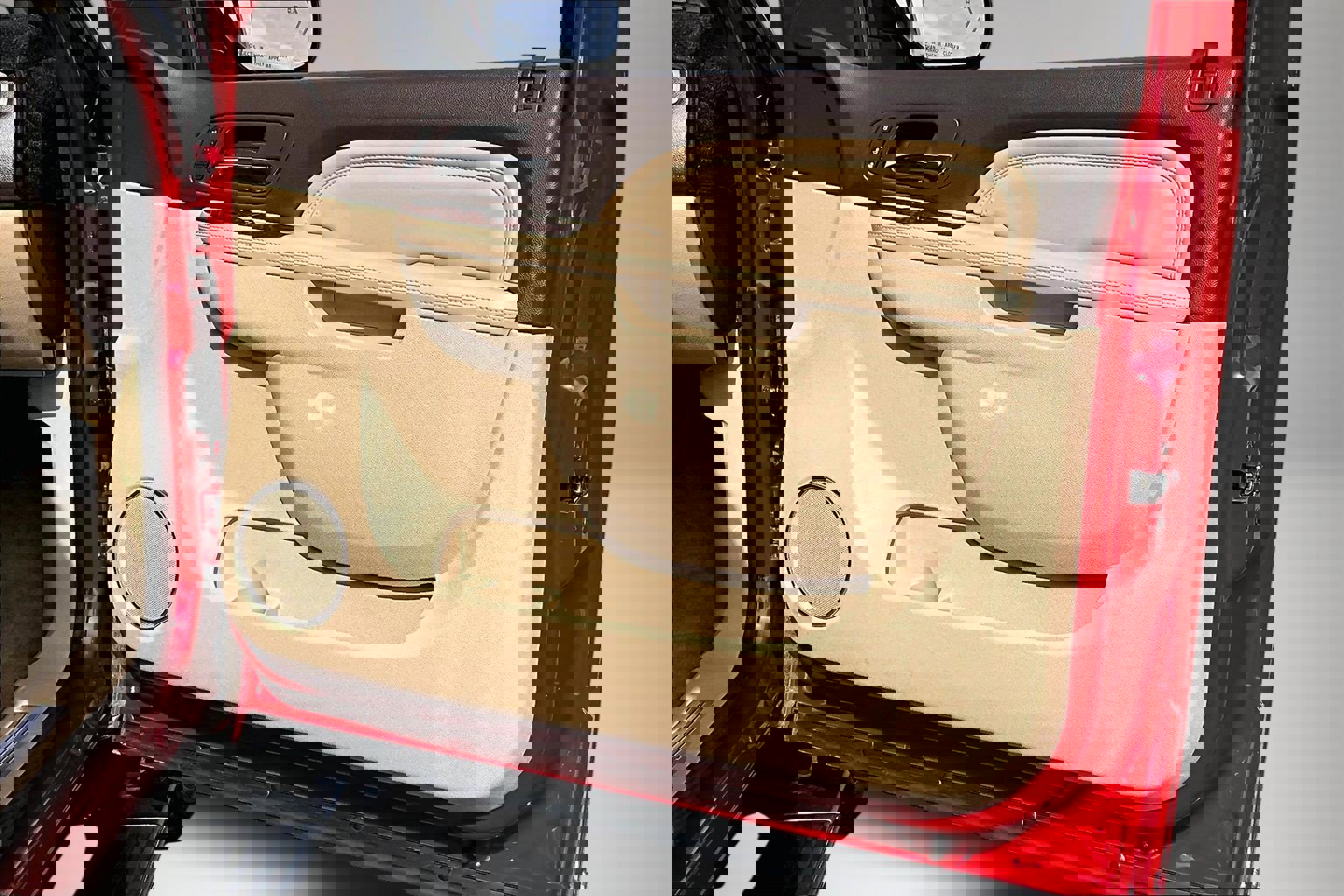 Used 2014 GMC Yukon XL Denali image 28