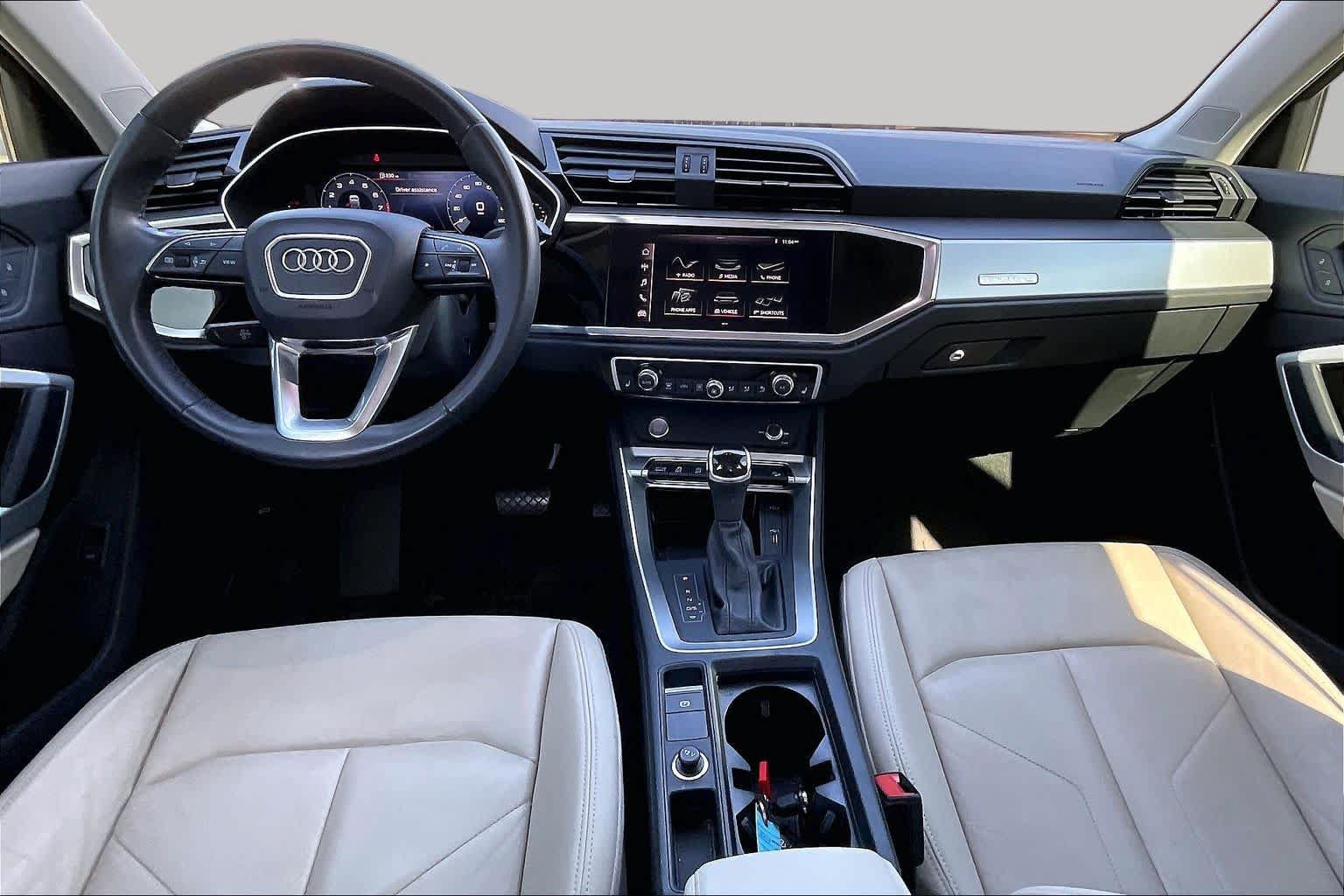 Used 2020 Audi Q3 2.0T Premium w/ Convenience Package AWD/4WD image 15