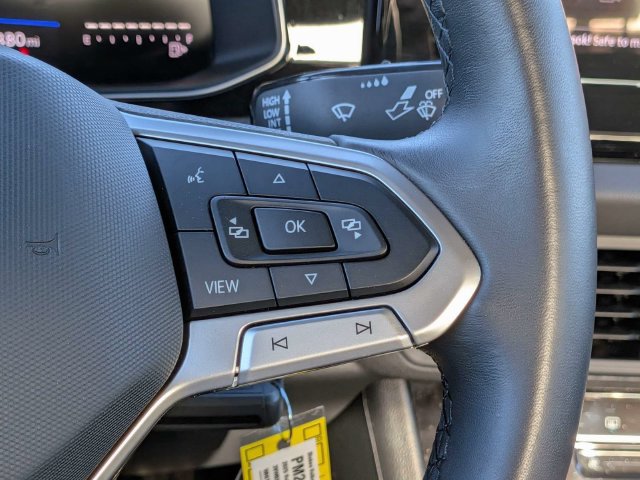 Certified 2025 Volkswagen Jetta Sport FWD image 26