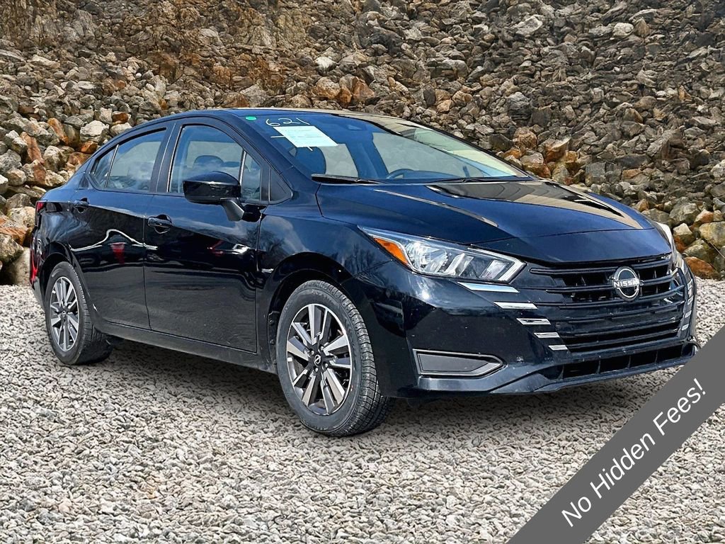 Used 2023 Nissan Versa SV FWD image 10