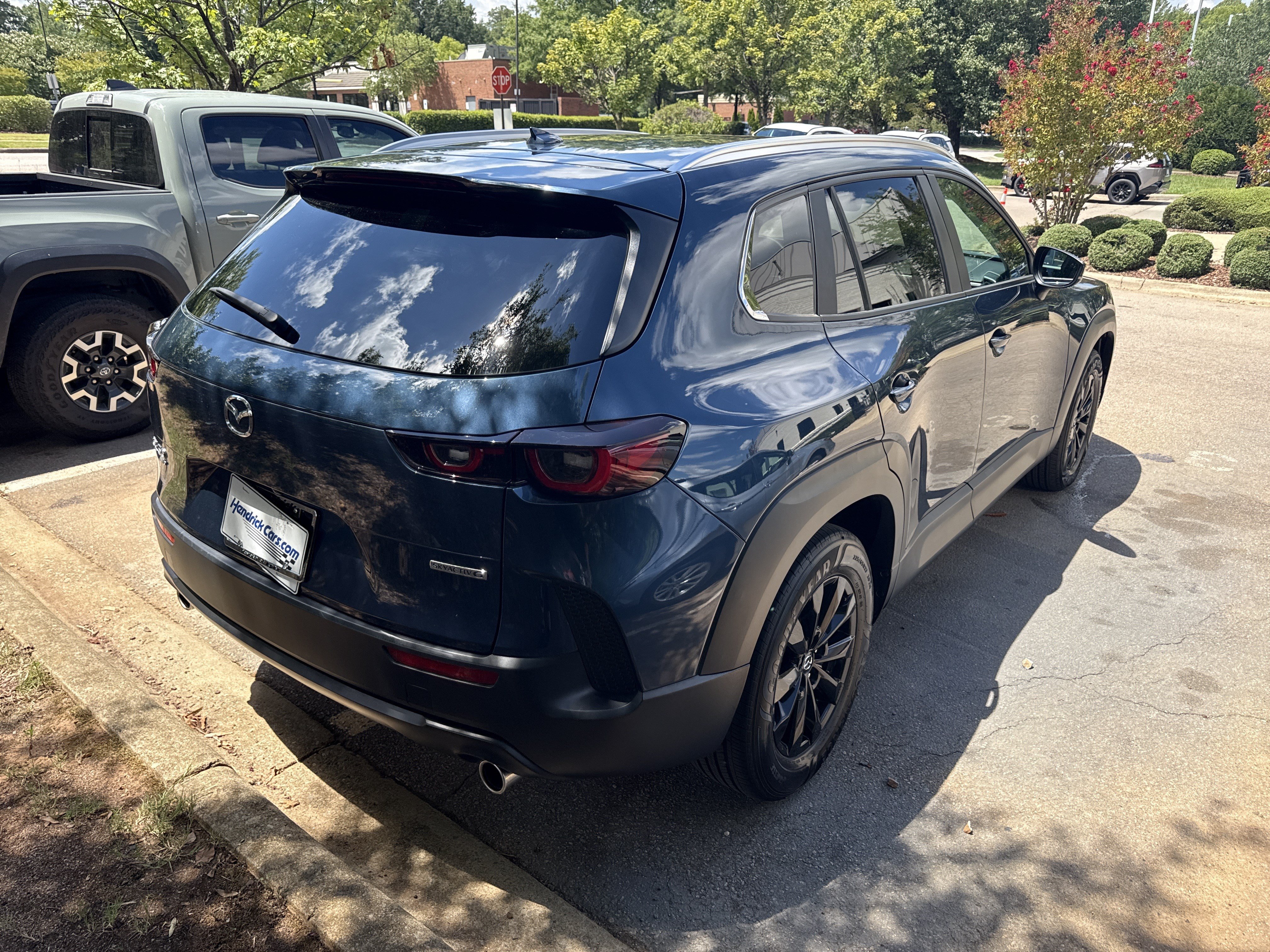 Used 2025 MAZDA CX-50 AWD 2.5 S w/ Premium Package image 10