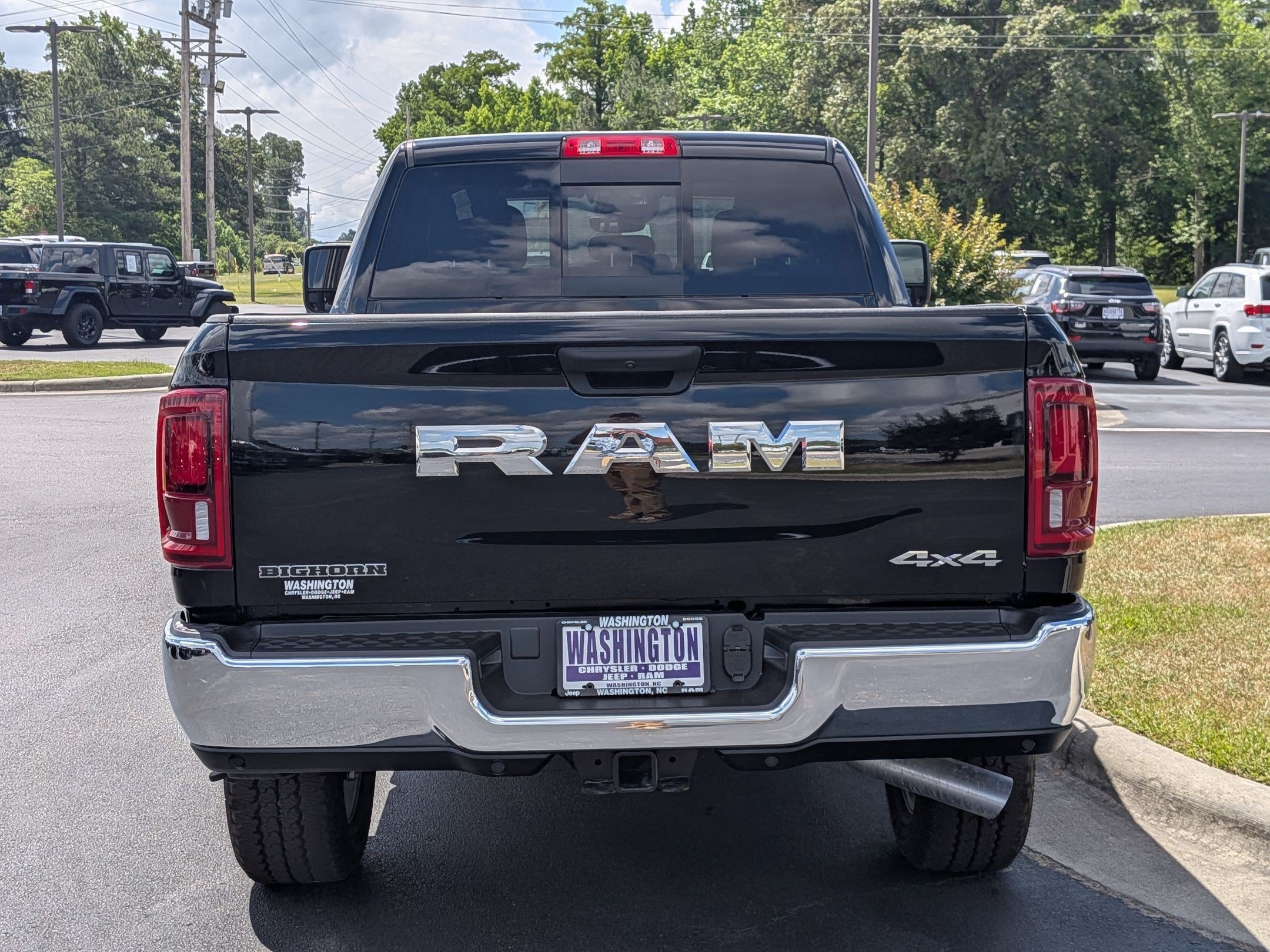 New 2026 RAM 2500 Big Horn AWD/4WD image 6