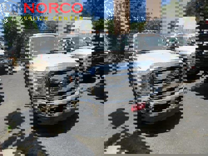 Used 2012 Ford F550 2WD Crew Cab Super Duty image 4