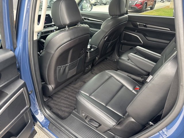 Used 2025 Kia Telluride S image 57