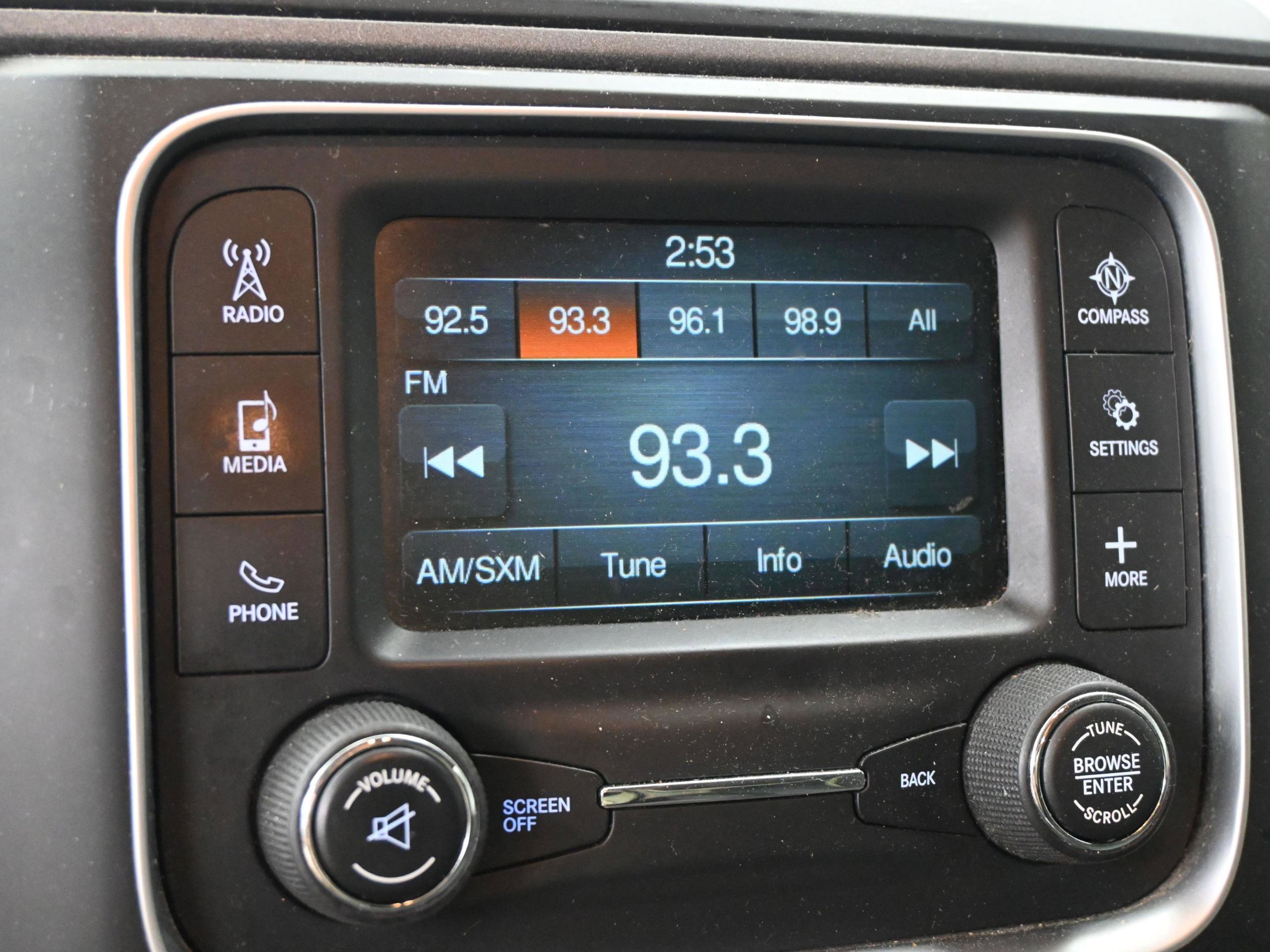 Used 2014 RAM 1500 Express image 28