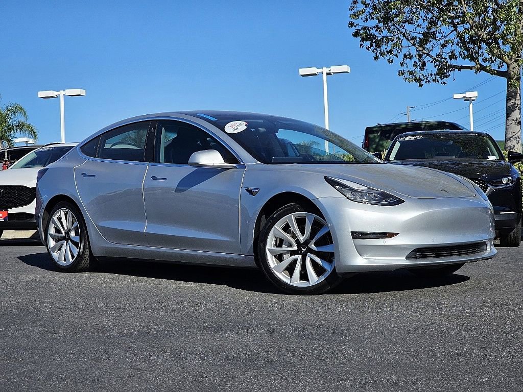 Used 2018 Tesla Model 3 Long Range image 4