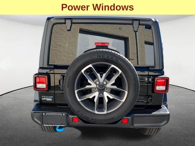 Used 2024 Jeep Wrangler Unlimited w/ Convenience Group image 12