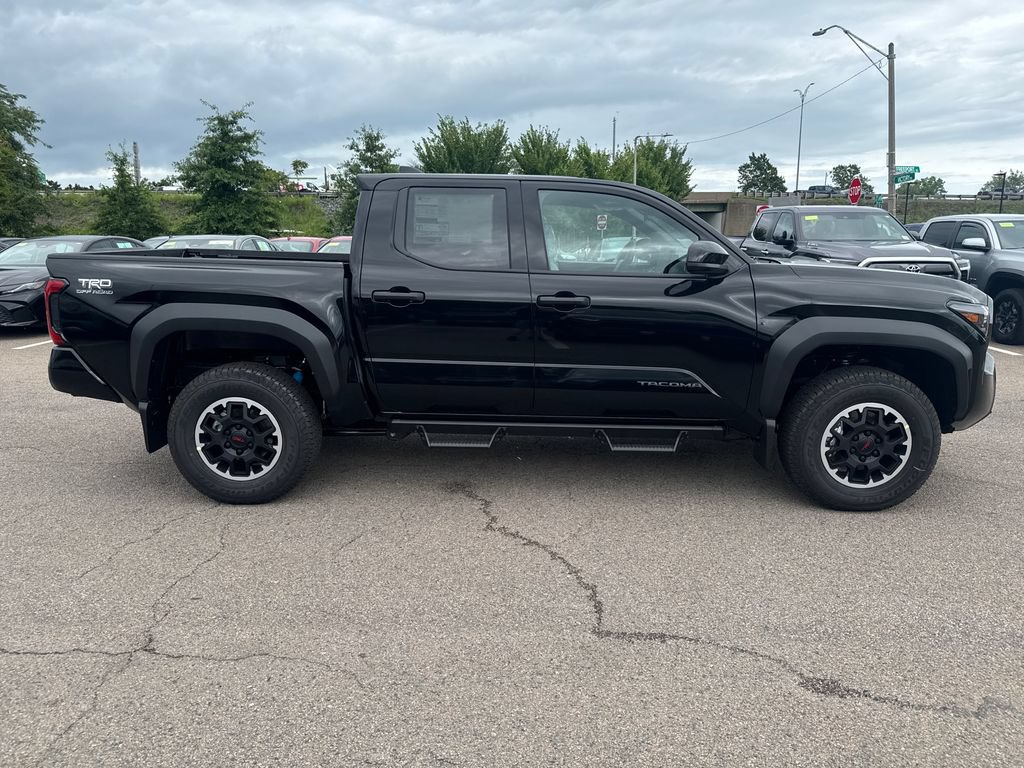 New 2026 Toyota Tacoma TRD Off-Road AWD/4WD image 9