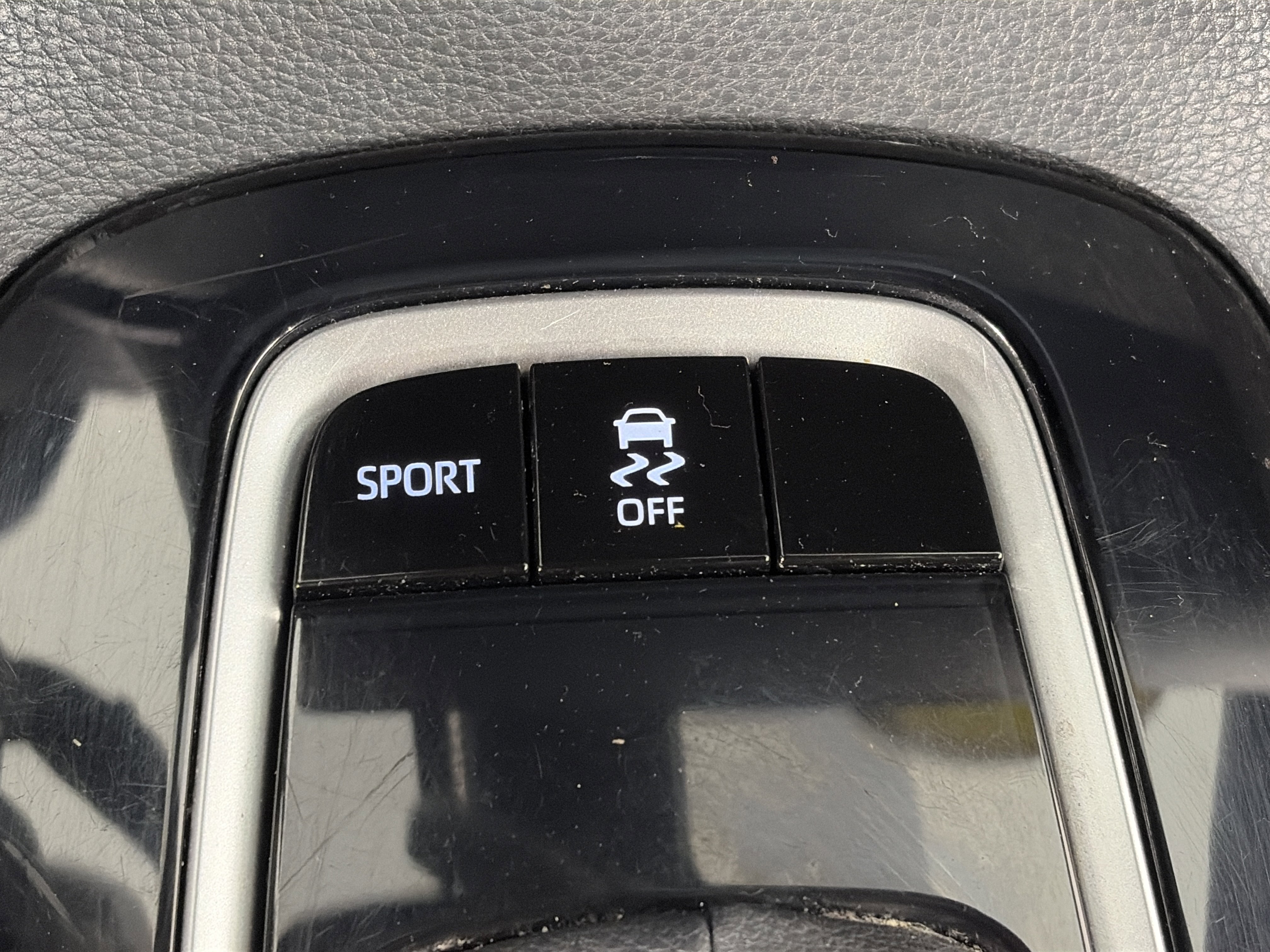 Used 2021 Toyota Corolla SE FWD image 21