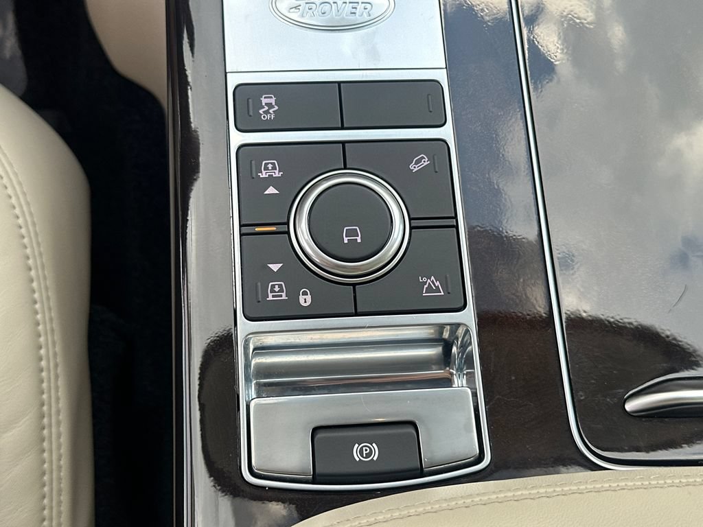 Used 2020 Land Rover Range Rover HSE AWD/4WD image 29