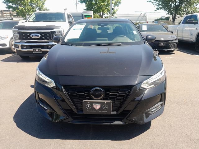 Used 2023 Nissan Sentra SR w/ Midnight Edition Package FWD image 2