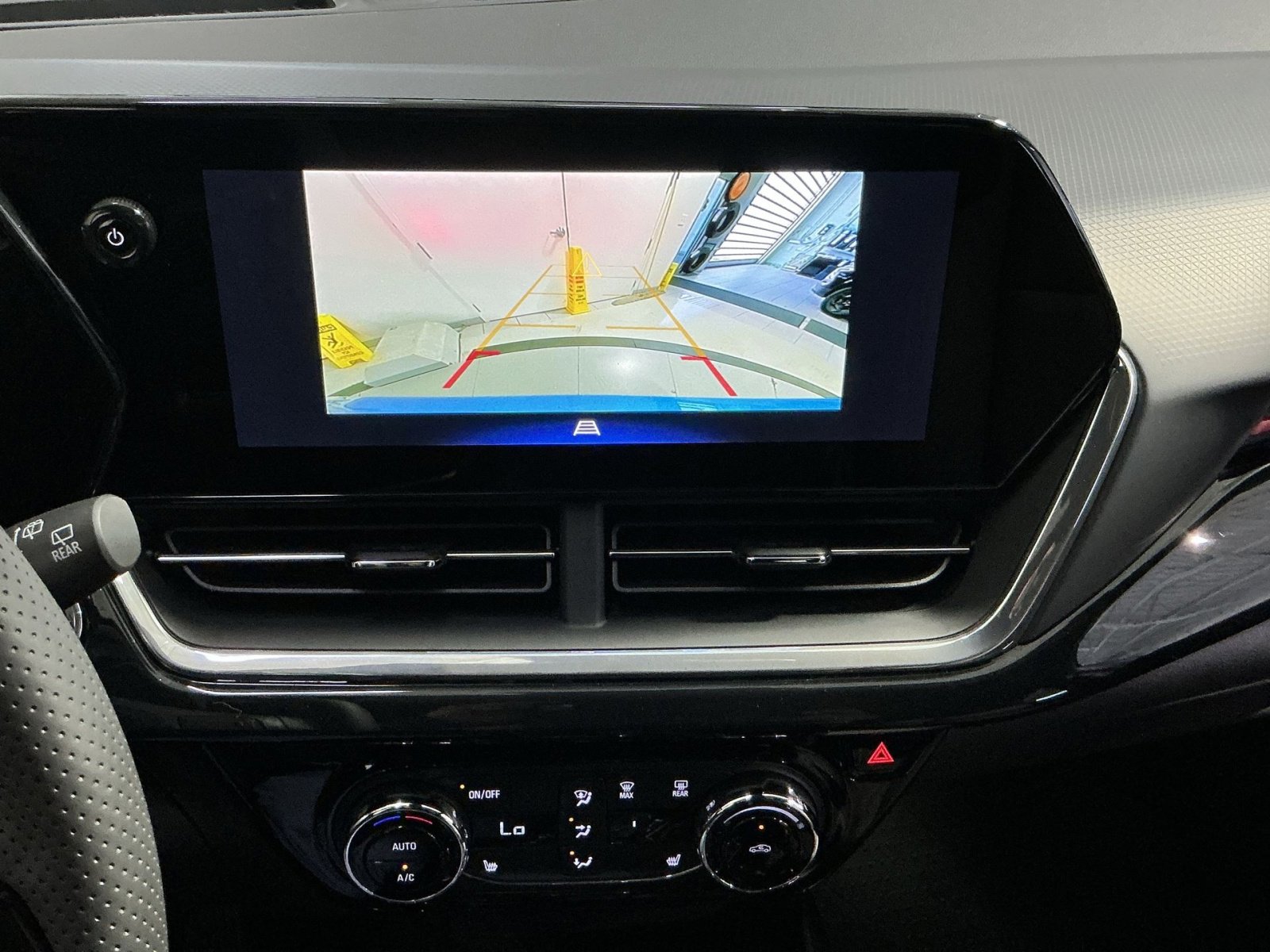 New 2026 Chevrolet Trax RS w/ Sunroof Package image 27