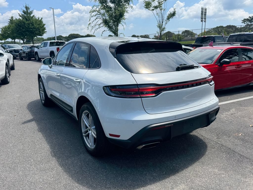 Used 2022 Porsche Macan AWD/4WD image 6