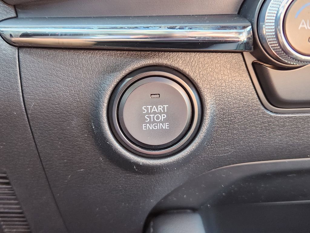 Used 2021 MAZDA MAZDA3 s image 26