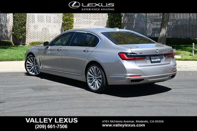 Used 2022 BMW 750i xDrive AWD/4WD image 4