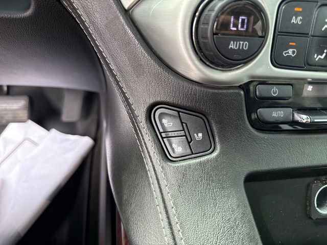 Used 2018 GMC Yukon SLT w/ Premium Edition image 29