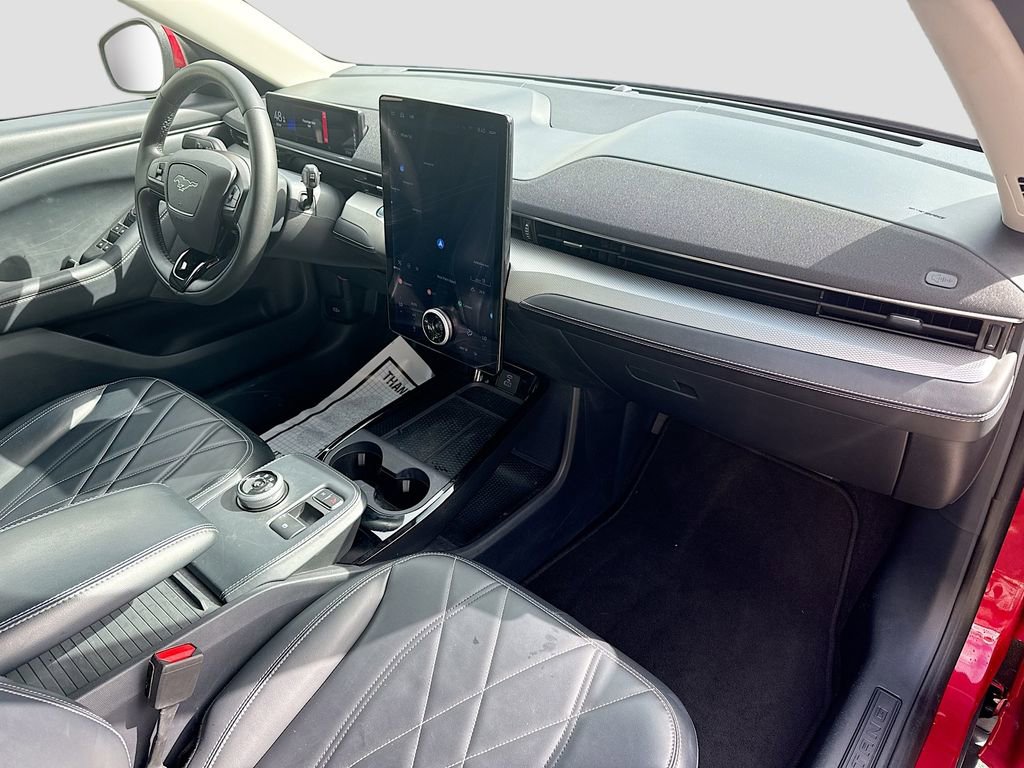 Used 2022 Ford Mustang Mach-E Select image 31