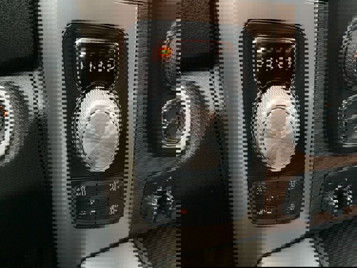 Used 2018 RAM 1500 Laramie image 22