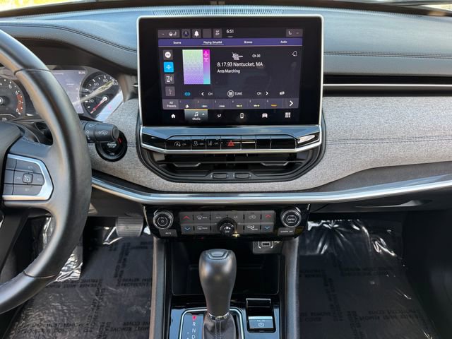 Used 2022 Jeep Compass Latitude w/ Sun and Sound Group AWD/4WD image 25