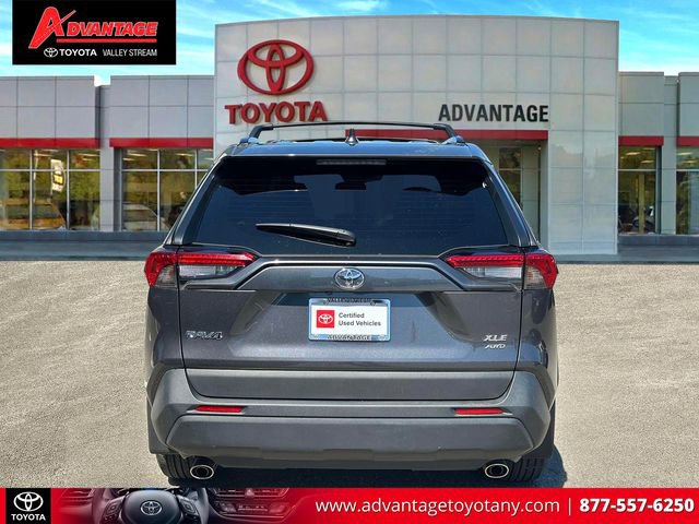 Used 2024 Toyota RAV4 XLE AWD/4WD image 8