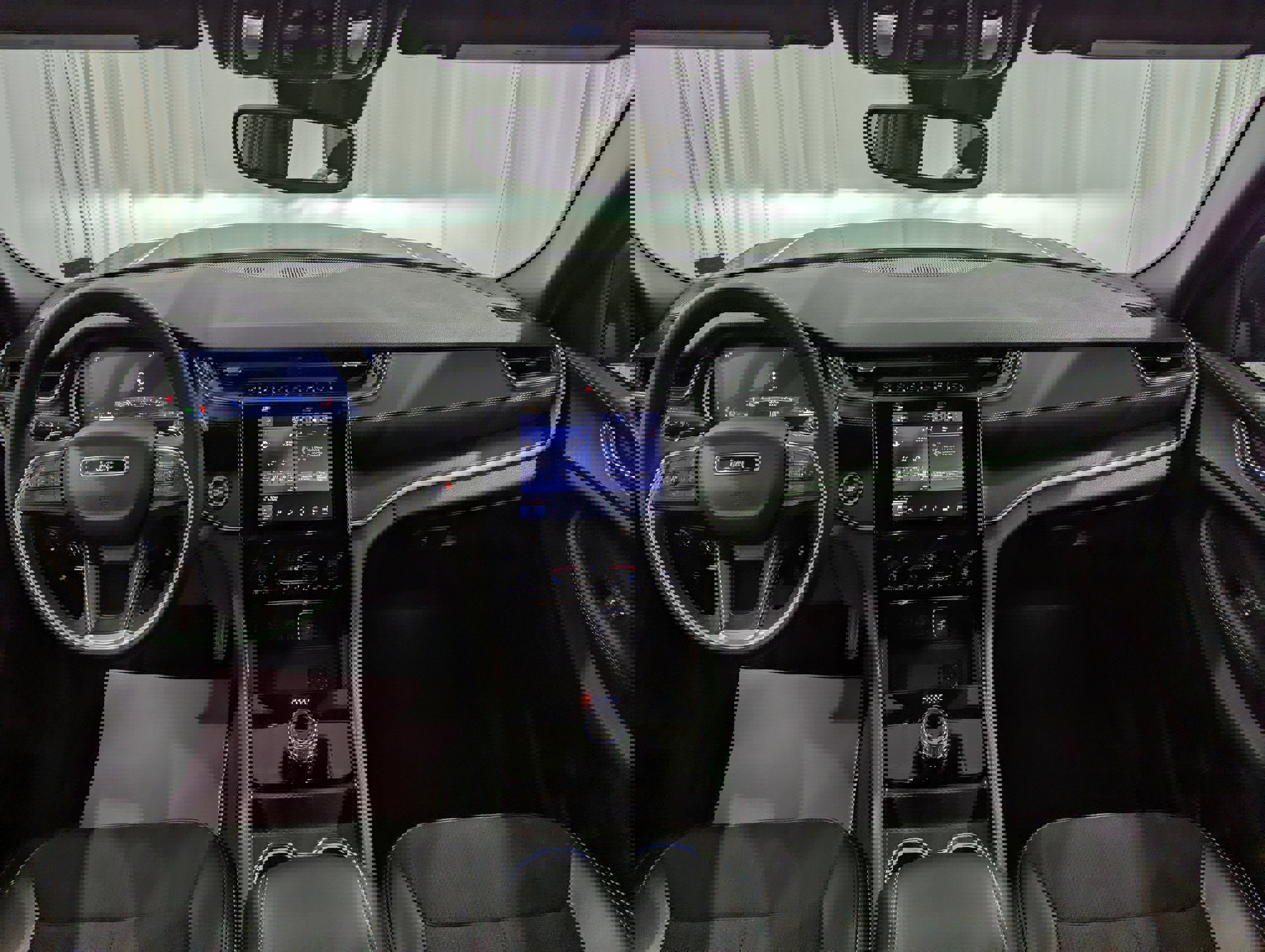 Used 2024 Jeep Grand Cherokee Altitude image 12