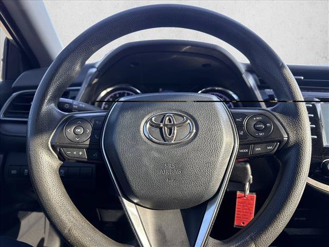 Used 2019 Toyota Camry LE FWD image 8