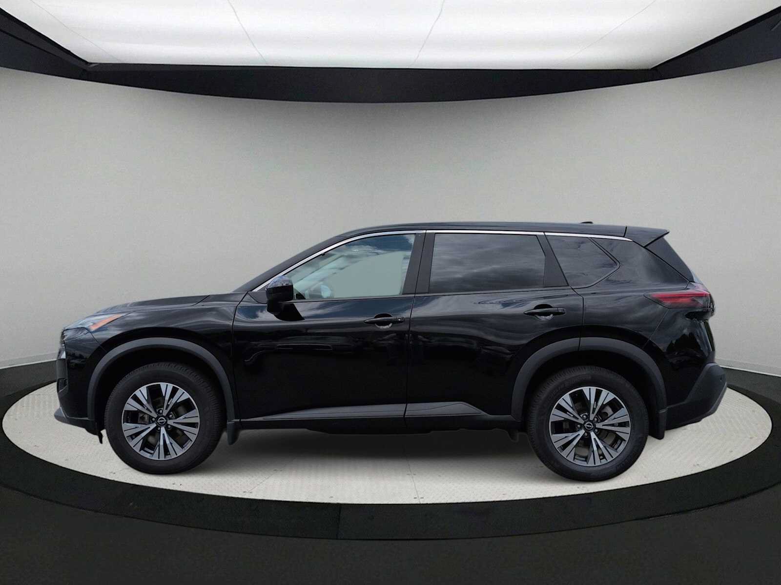 Used 2023 Nissan Rogue SV FWD image 5