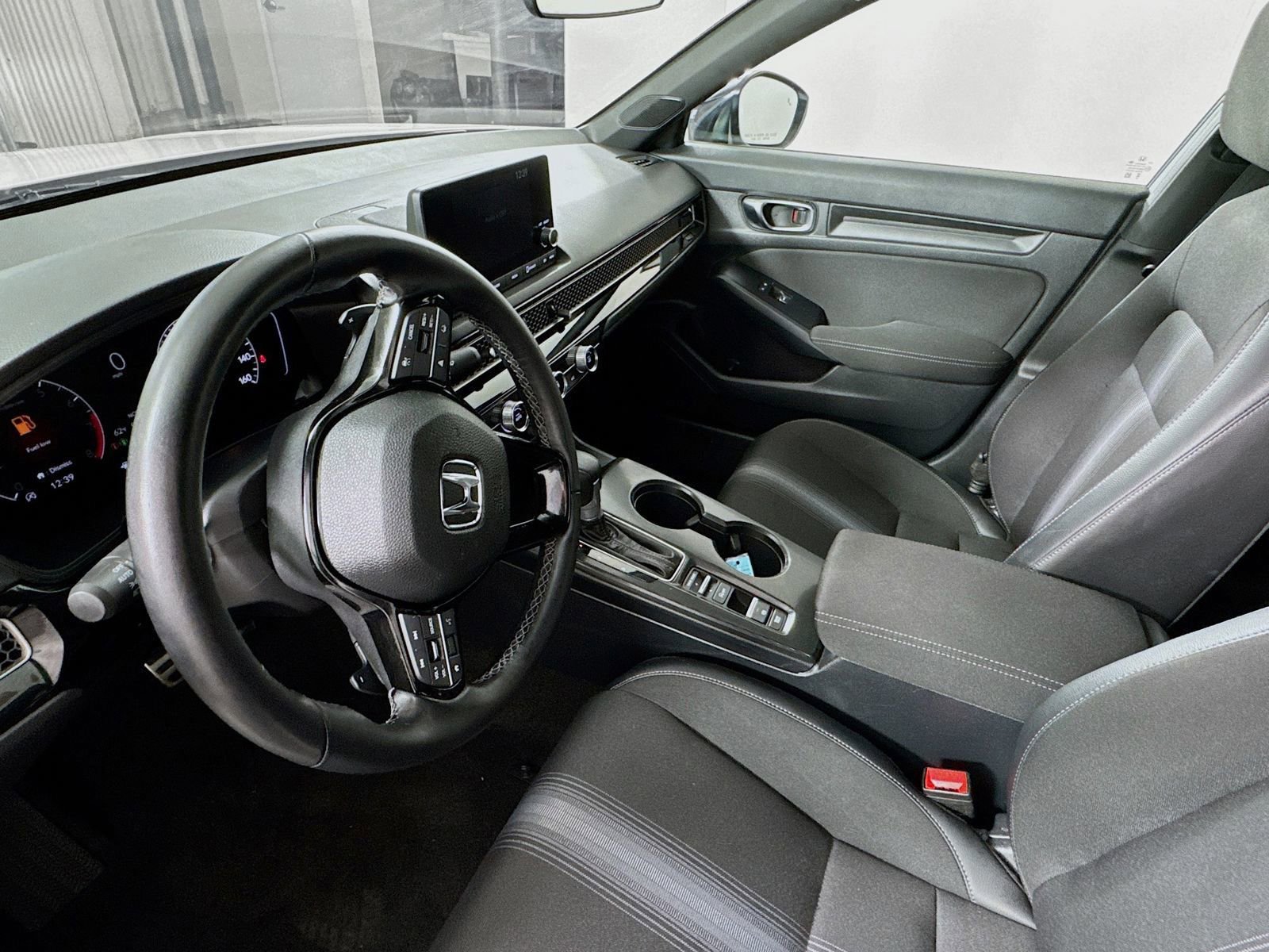 Used 2024 Honda Civic Sport image 9