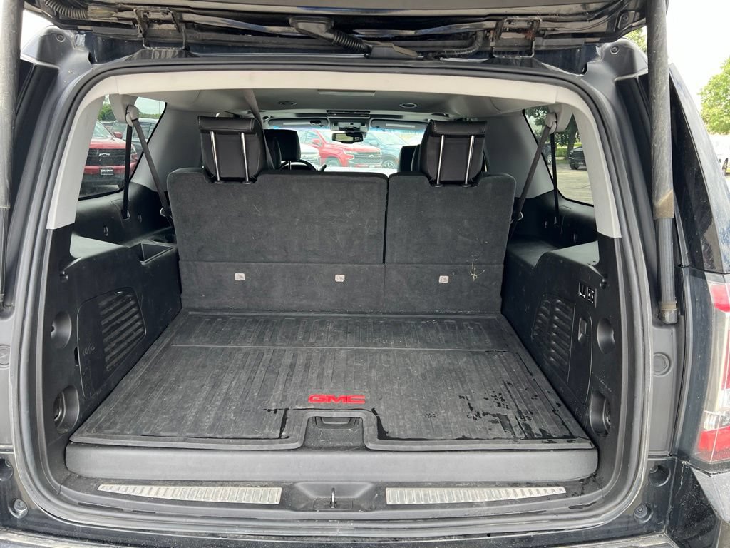 Used 2019 GMC Yukon XL Denali w/ Denali Ultimate Package AWD/4WD image 6