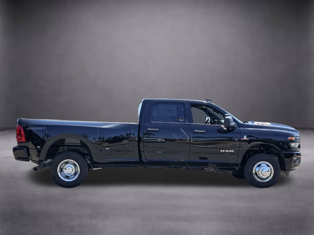New 2026 RAM 3500 Big Horn AWD/4WD image 3