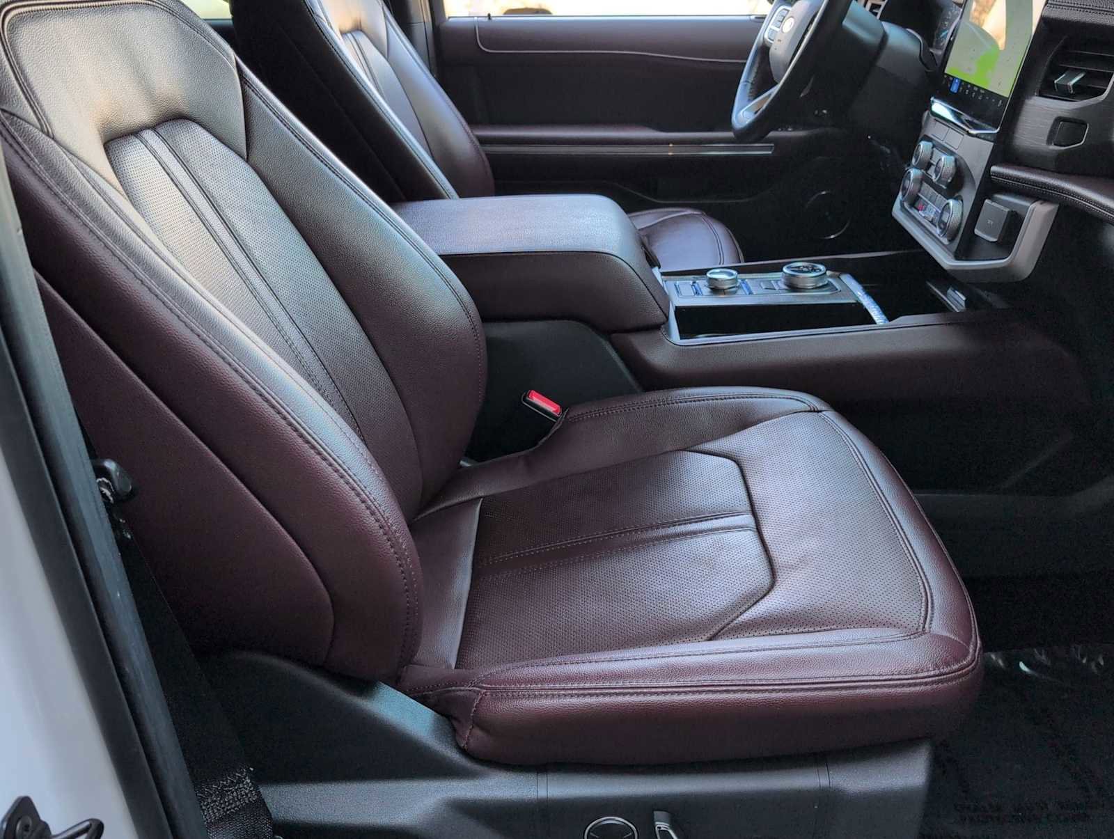 Used 2023 Ford Expedition Max Limited image 22