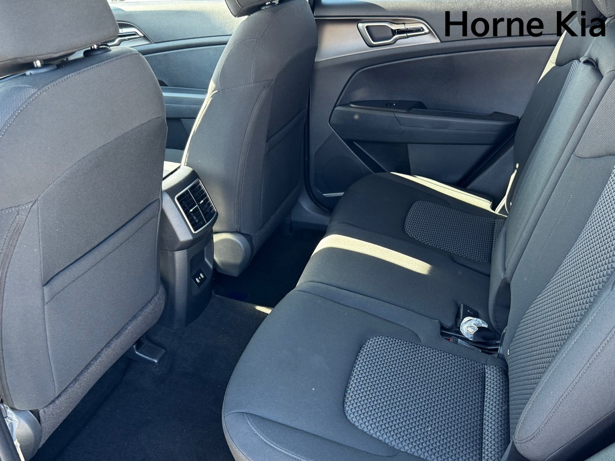 New 2026 Kia Sportage LX FWD image 11