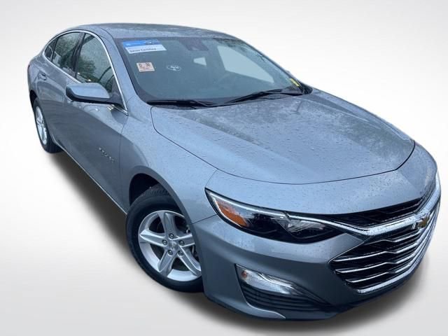 Used 2025 Chevrolet Malibu LS