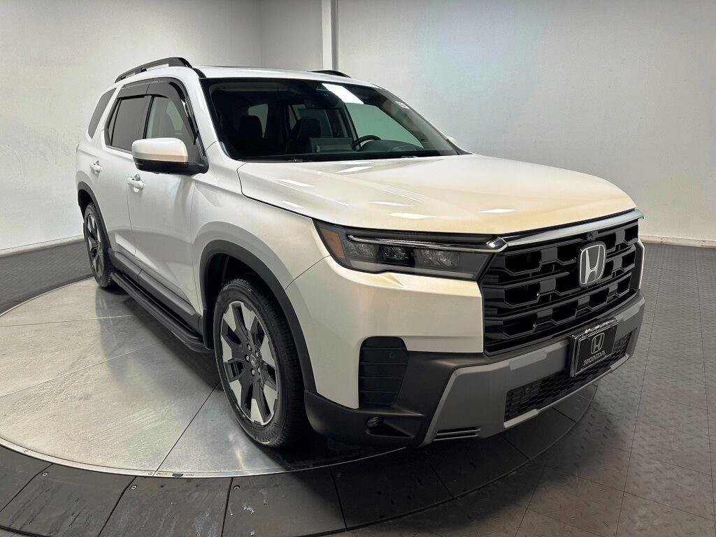 New 2026 Honda Pilot Elite image 2