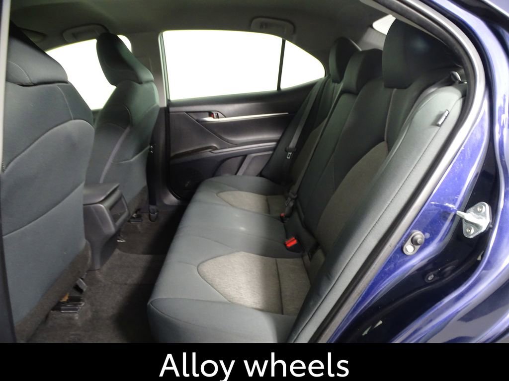 Used 2022 Toyota Camry LE image 11