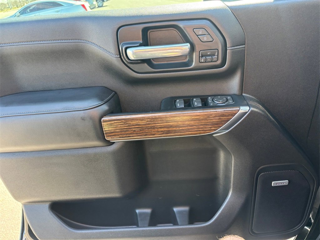 Used 2022 Chevrolet Silverado 3500 High Country w/ Safety Package II image 24