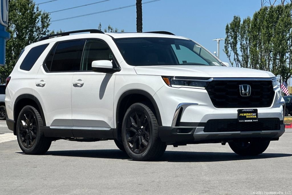 New 2025 Honda Pilot Touring
