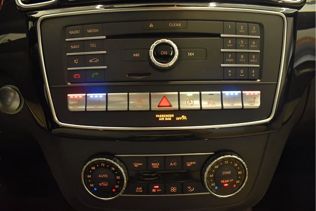 Used 2018 Mercedes-Benz GLS 550 4MATIC image 27