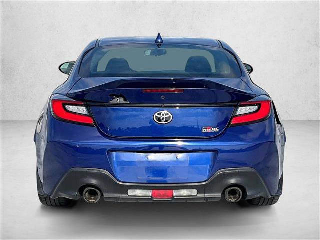 Used 2022 Toyota GR86 Premium RWD image 4