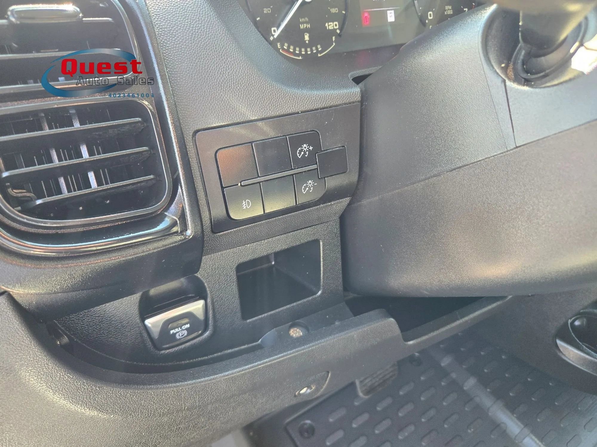 Used 2023 RAM ProMaster 3500 w/ Lane Management Group FWD image 21