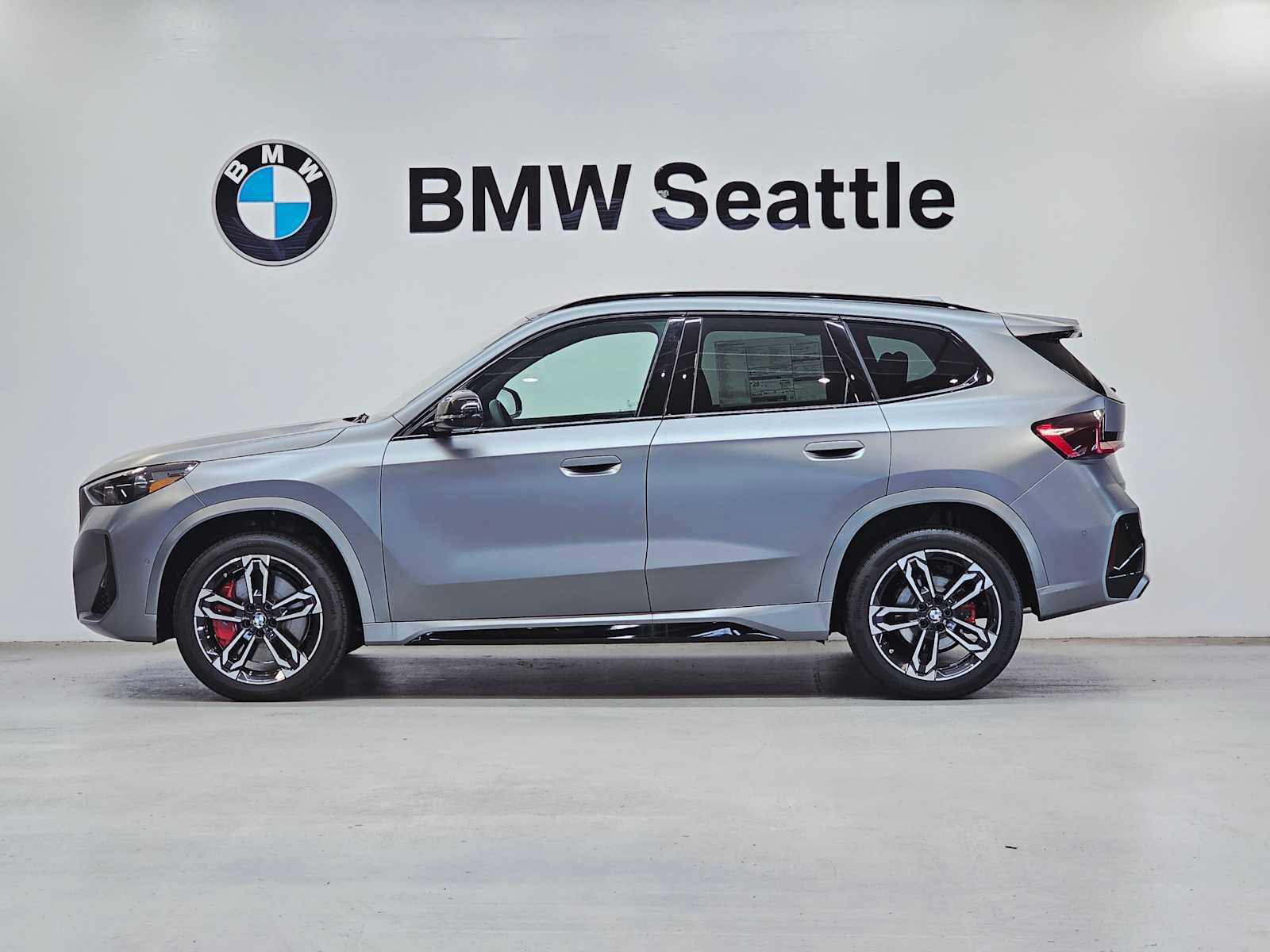 New 2025 BMW X1 xDrive28i image 3