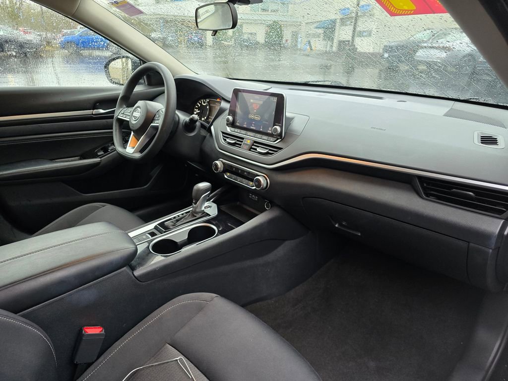 Used 2021 Nissan Altima 2.5 SV image 4