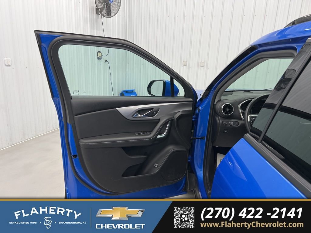 Used 2024 Chevrolet Blazer LT w/ Convenience Package FWD image 8