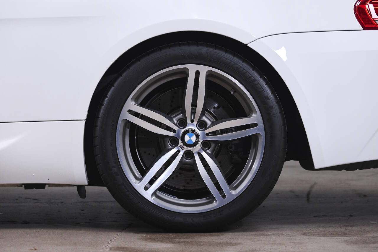 Used 2009 BMW M6 Coupe image 25