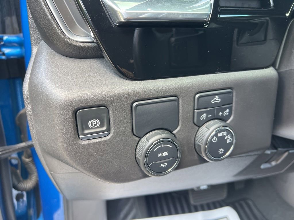Used 2024 Chevrolet Silverado 1500 LT RWD image 37