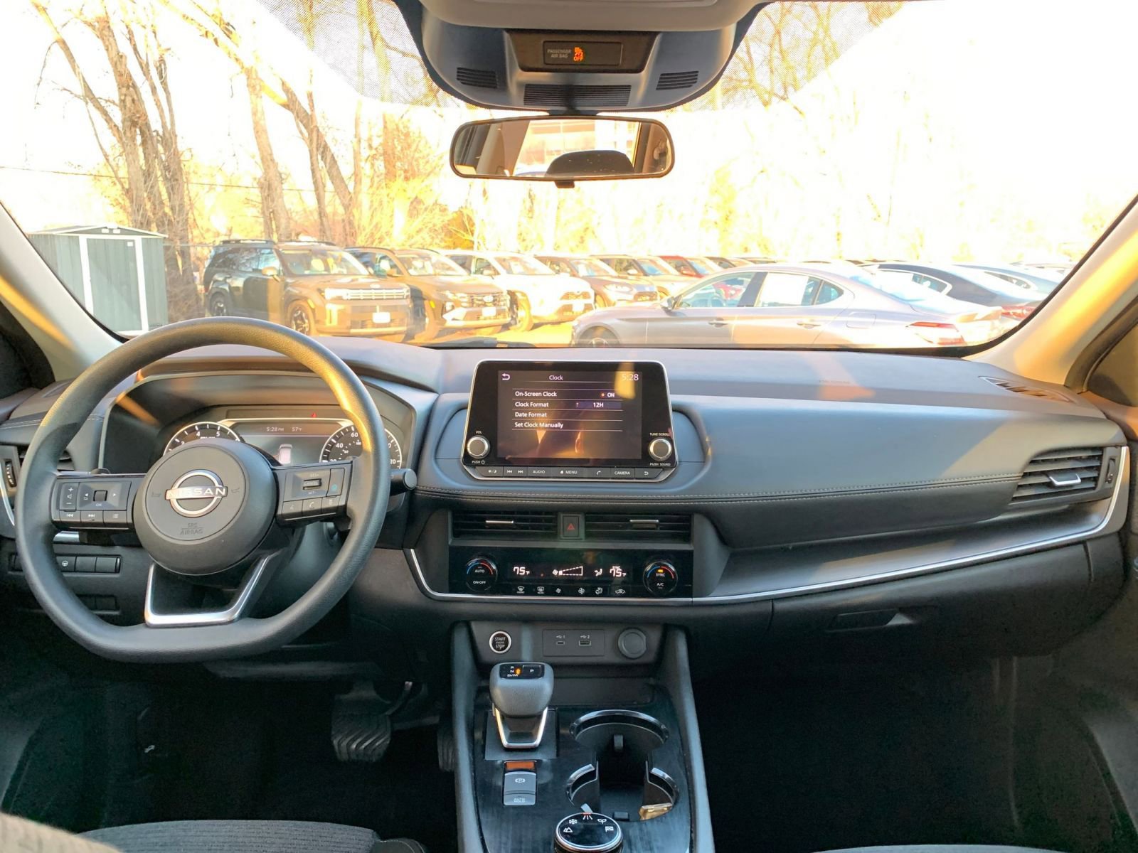 Used 2023 Nissan Rogue SV image 33