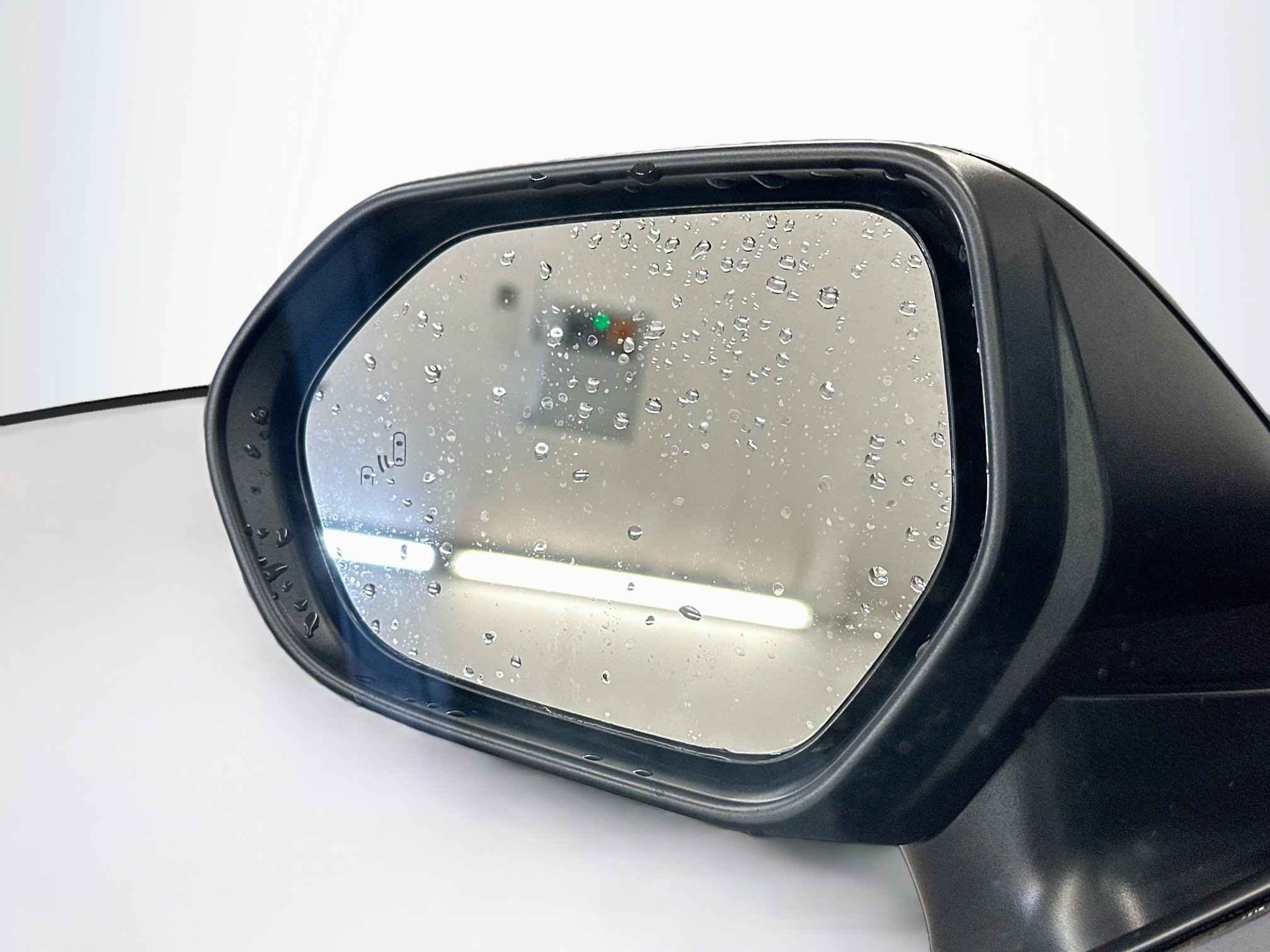Used 2025 Toyota Camry SE FWD image 16